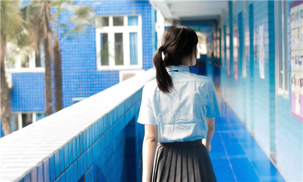 双湖如何找到一个可以帮助我生孩子的女人？